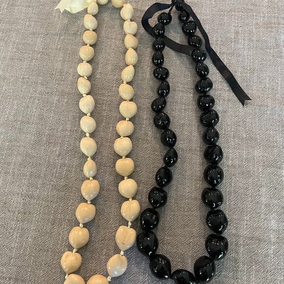 Source Unknown Jewelry - Kukui Nut Lei Black & Cream Beaded Necklace Hawaiian Graduation Wedding Luau 17"